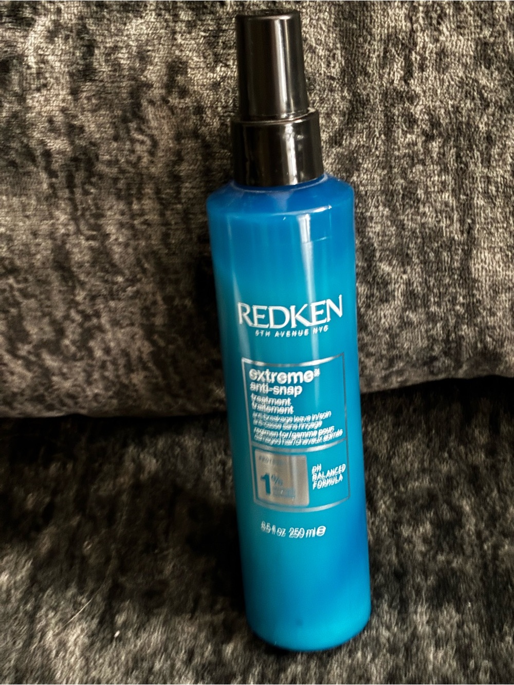 REDKEN Extreme Anti-Snap Leave In Treatment - Picture 9 of 10